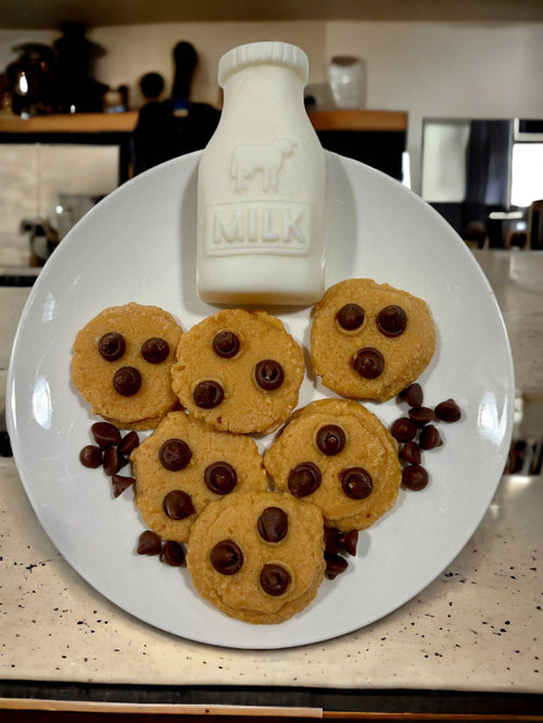 Chocolate Chip Cookies & Milk Wax Melts. 6 oz. Soy Wax Melts